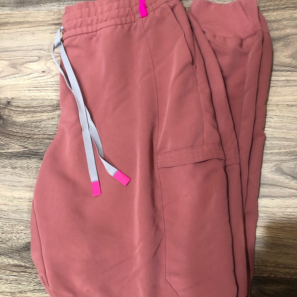 FIGS Mauve Scrub pants